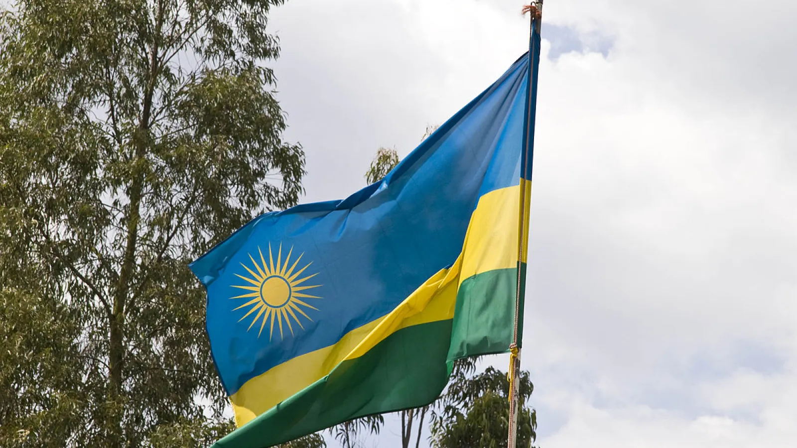Rwanda flag flying