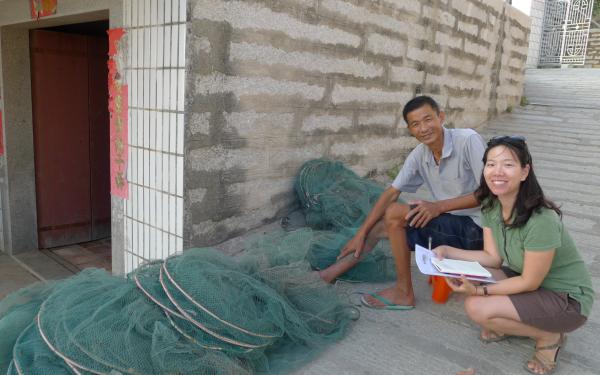 Doctoral student Rae Choi interviewed a Chinese fisherman for dissertation on coastal China.