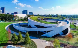 National Veterans Memorial and Museum